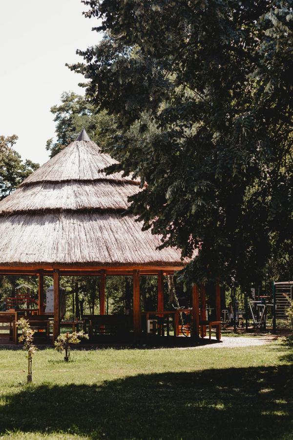 Vukovarska Kuca Hotel Esterno foto